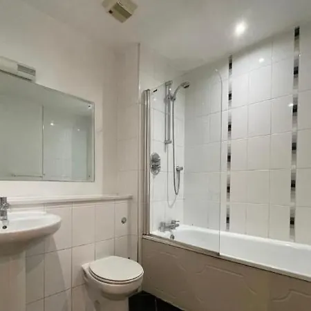 Stylish Two Bed In The Heart Of The City Birmingham Exterior photo