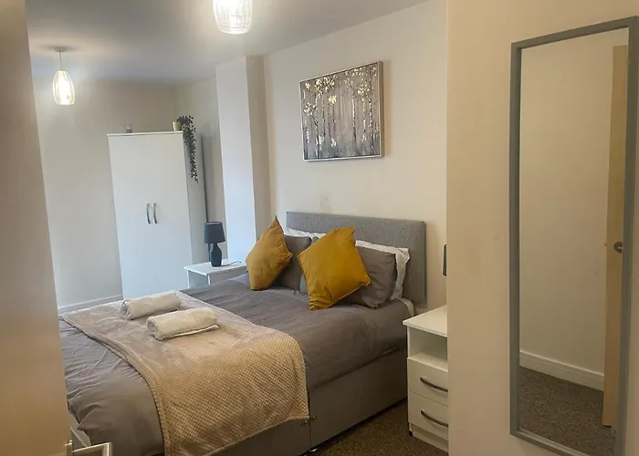 Stylish Two Bed In The Heart Of The City